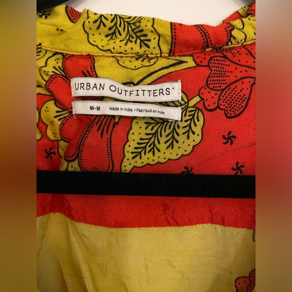 Urban Outfitters Hayden Scarf Print Button-Through Shirt - Picture 6 of 7